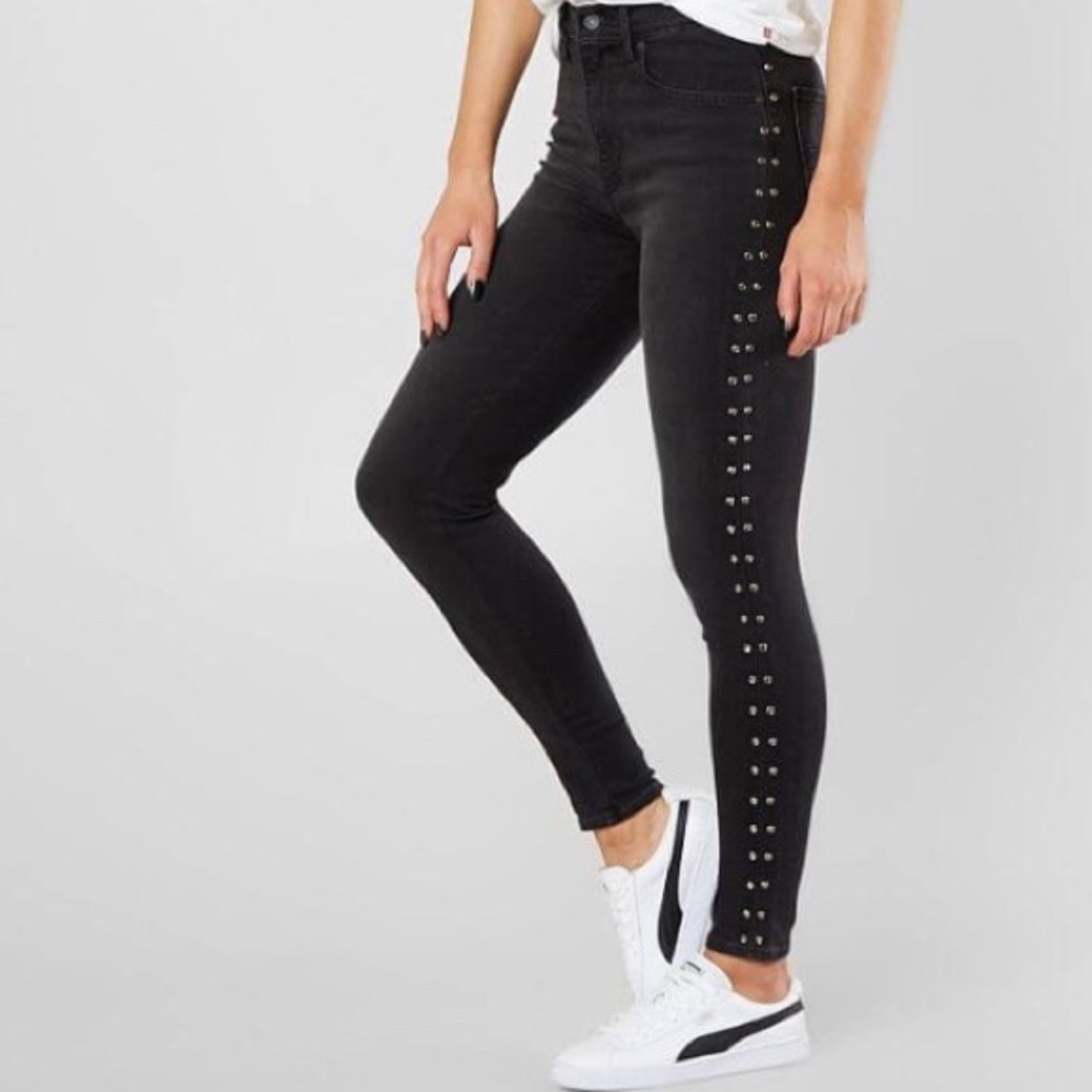Levi’s Mile High Ankle Skinny